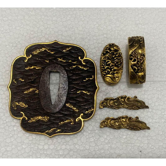 Tsuba 13