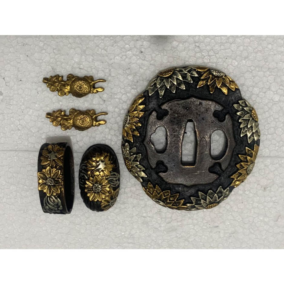 Tsuba 61