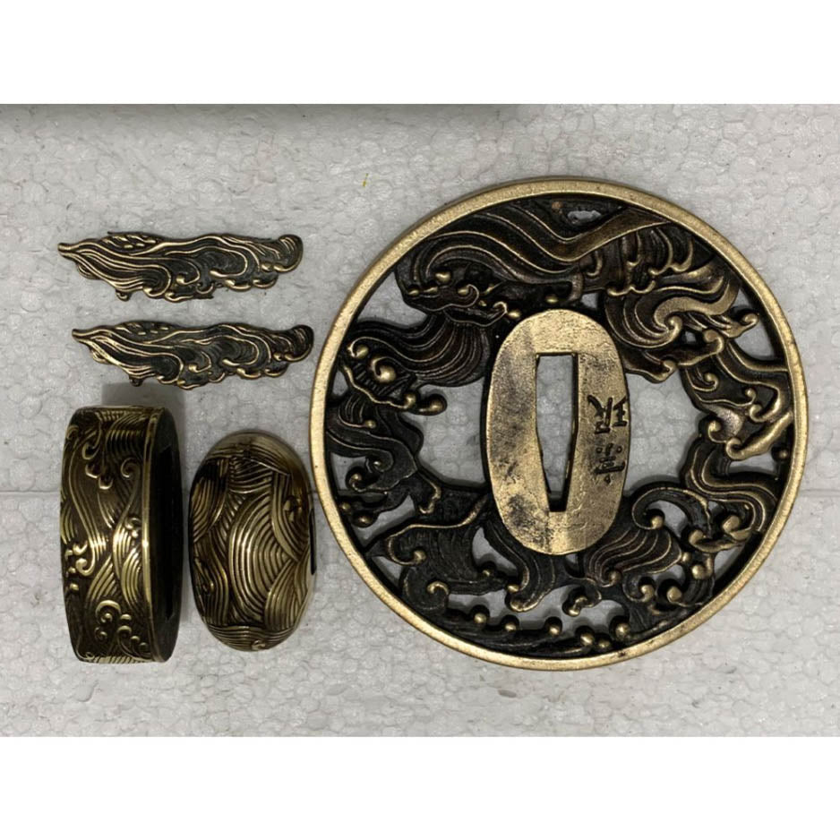 Tsuba 64