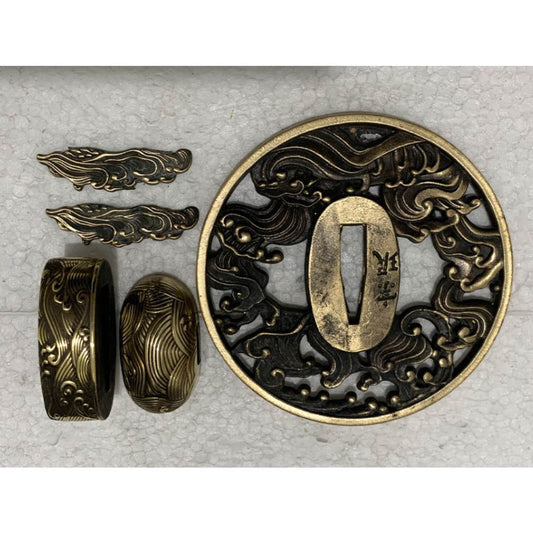 Tsuba 64