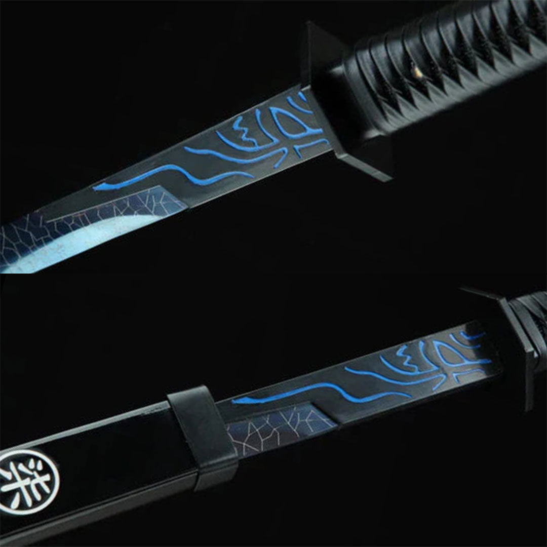 Scissor Seven Thousand Demon Dagger sword, black and blue blade, view 4