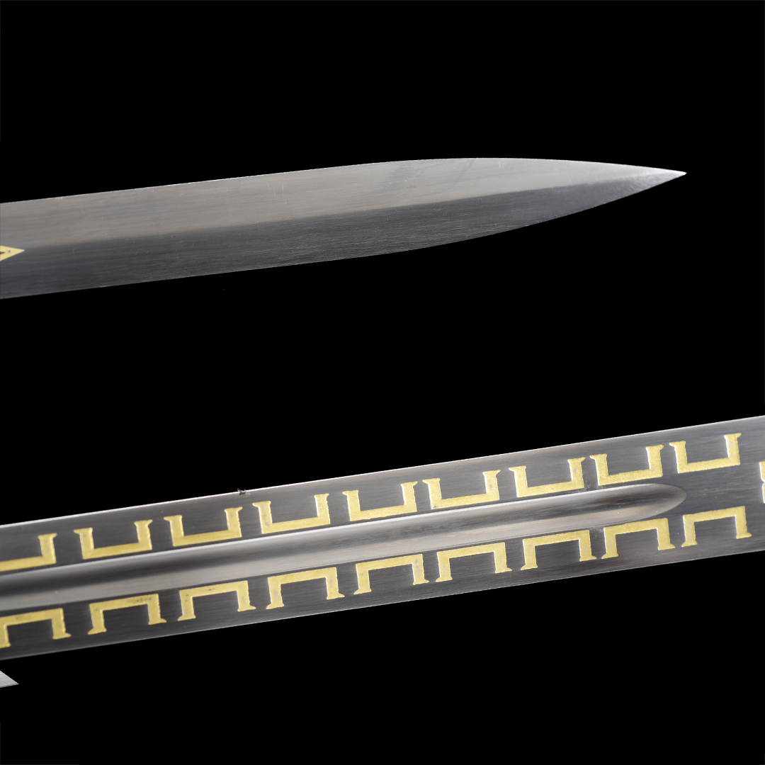 Aerondight-Sword-Pommel