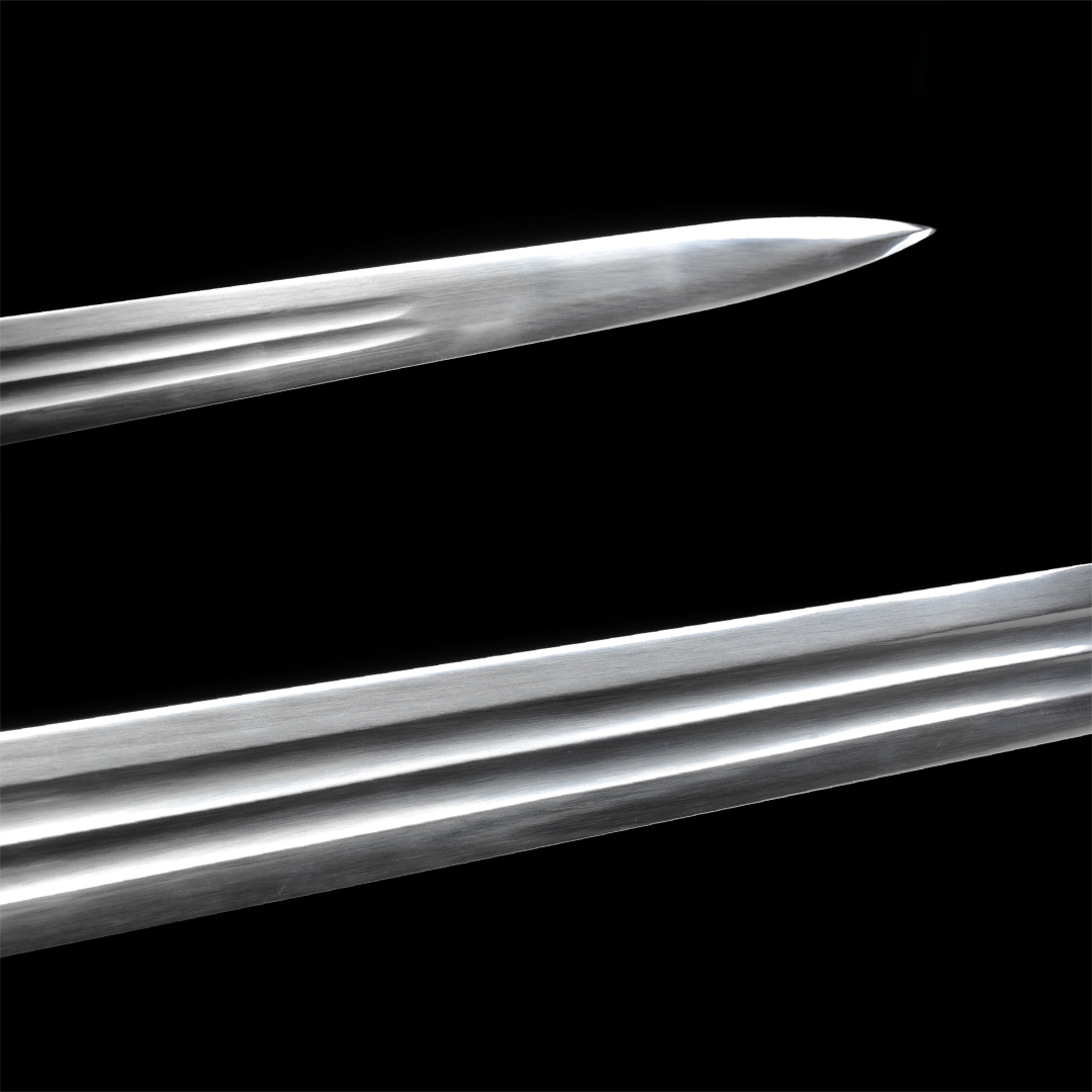 Geralt-Steel-Sword-Pommel