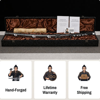 Falcon Claw Katana in the Katana Expert gift case