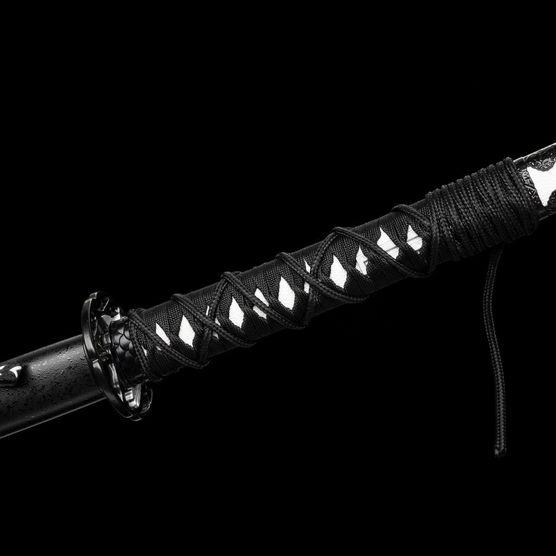 Falcon Claw Katana wrapped handle